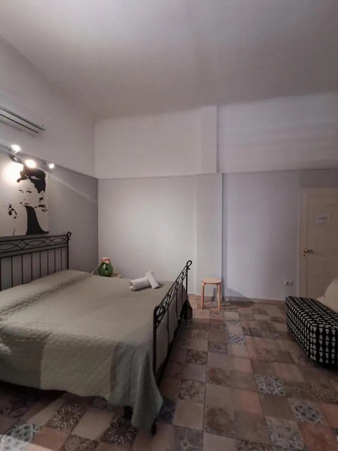 Whiteflower Apartments Bari Italy
