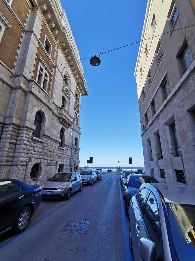 Whiteflower Apartments Bari Italy