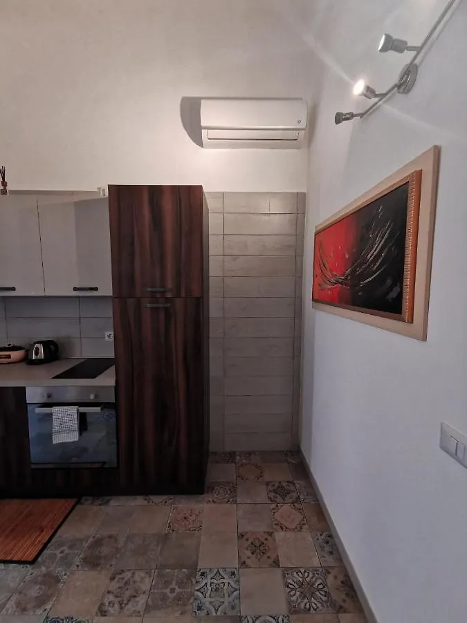 Whiteflower Apartments Bari