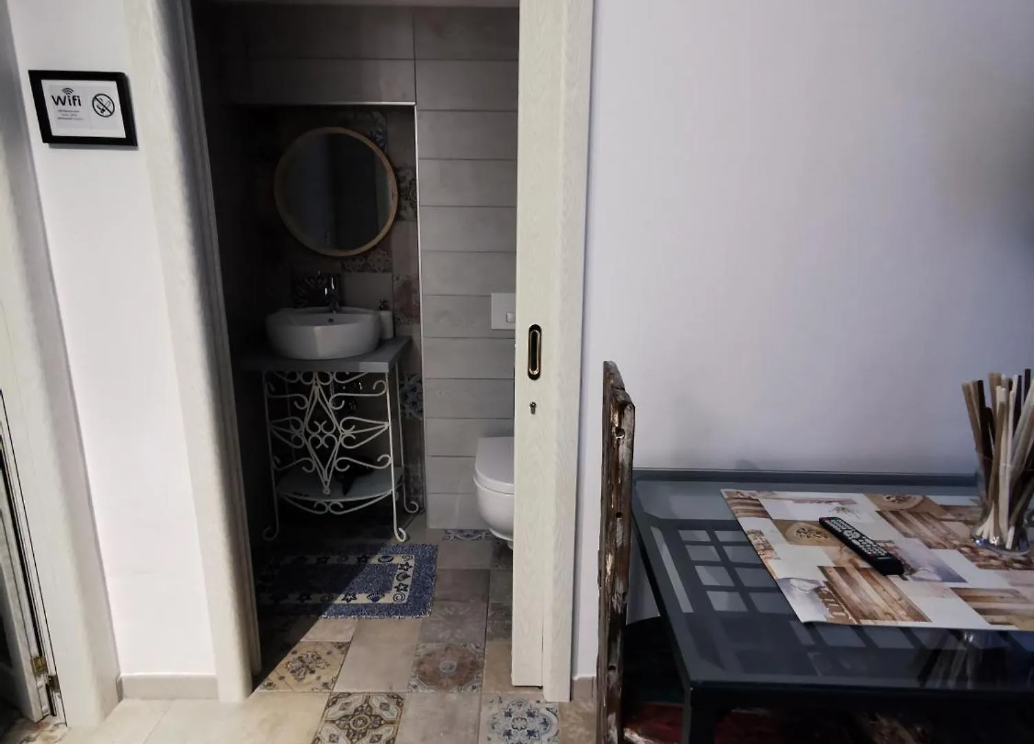 Whiteflower Apartments Bari